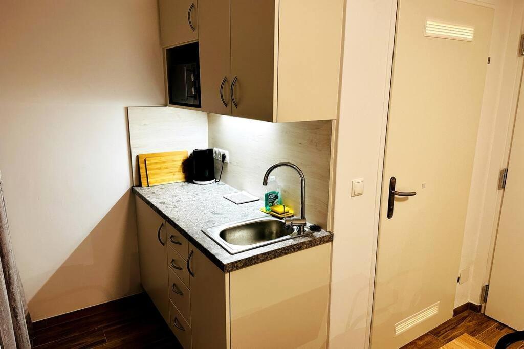 Ajo Vetmed Apartments - Self-Check-In Vienne Chambre photo